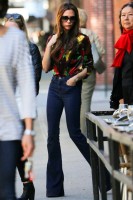 flared-jeans-spring-trend-street-fashion-victoria-beckham-where-to-buy