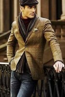 men's fall layers tweed jacket with burgundy chunky knit turtleneck sweater and denim