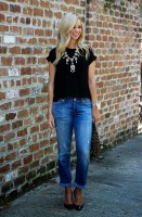 casual chic black t-shirt and denim