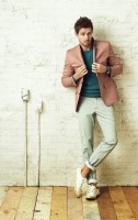 Sporty Styling Sport Coat, spring color sport coat, sneakers and color trousers 