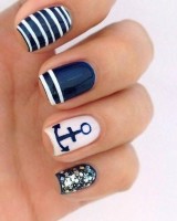 Nauti Nautical Style, nautical nail polish design