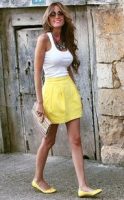 low key summer chic, white tank top, yellow skirt with yellow flats