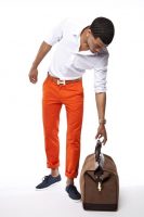 6 must haves men's summer style, men's orange chino's, white button down and navy shoes