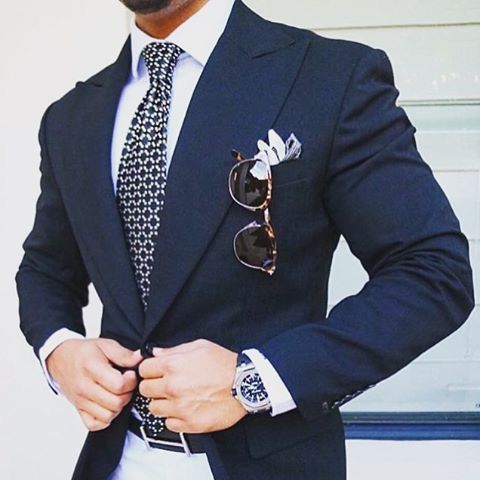 8 Suit Combinations For Corporate Professionals In Order To Always Look  Sharp At Work