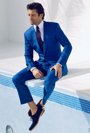 Blue suit hot sale shoe color