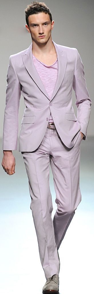 The Best Men’s Spring Colored Suits