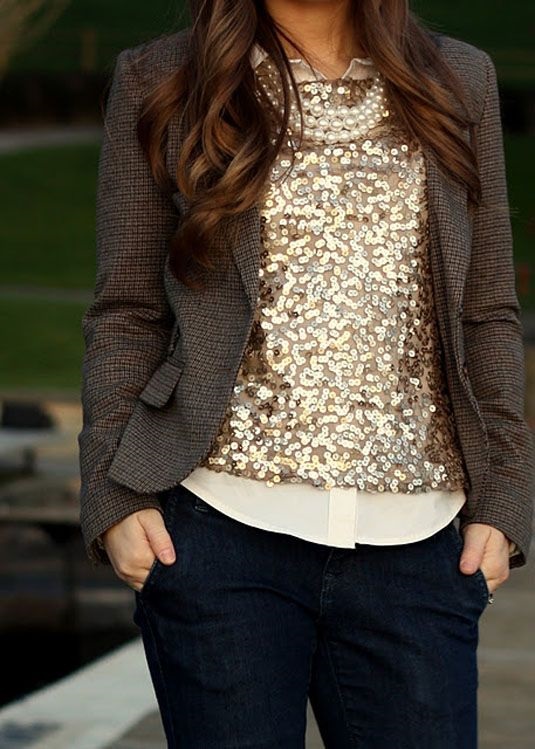 How to Wear Sequins for the Holidays, wearing sequins to work, sequin top and tweed blazer