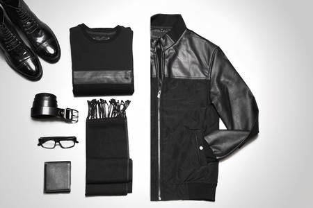 What to Pack for Holiday Travel, men's accessories