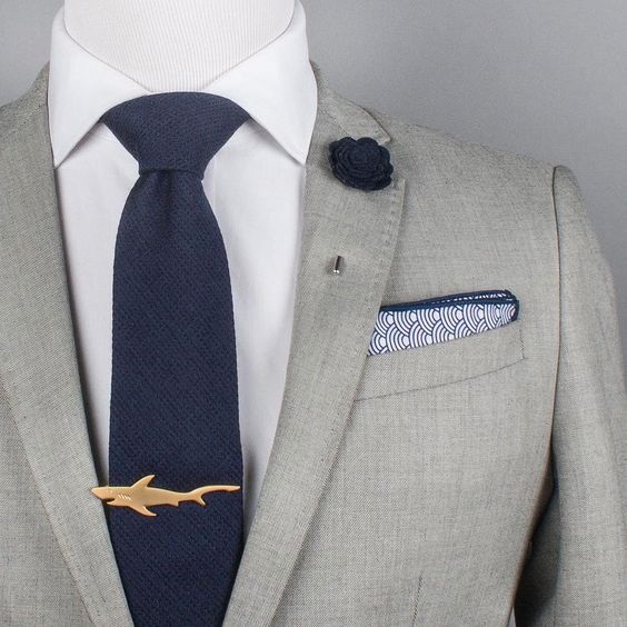 Men’s Spring Suit Accessories, spring tie clips and suits, tie clip trends, shark tie clip