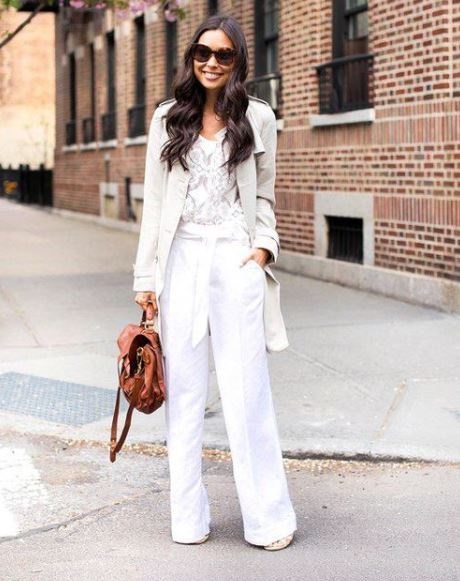 Beat the Heat in these Summer Essentials, sizzling summer workwear, linen blazer and white linen pants, lace top