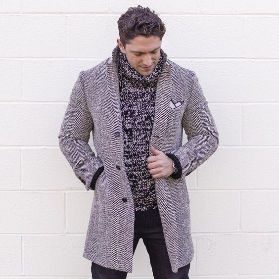 Stylish Looks for Holiday Travel, Winter Chic Skiing and Mountain men's outfit, men's chunky knit sweater