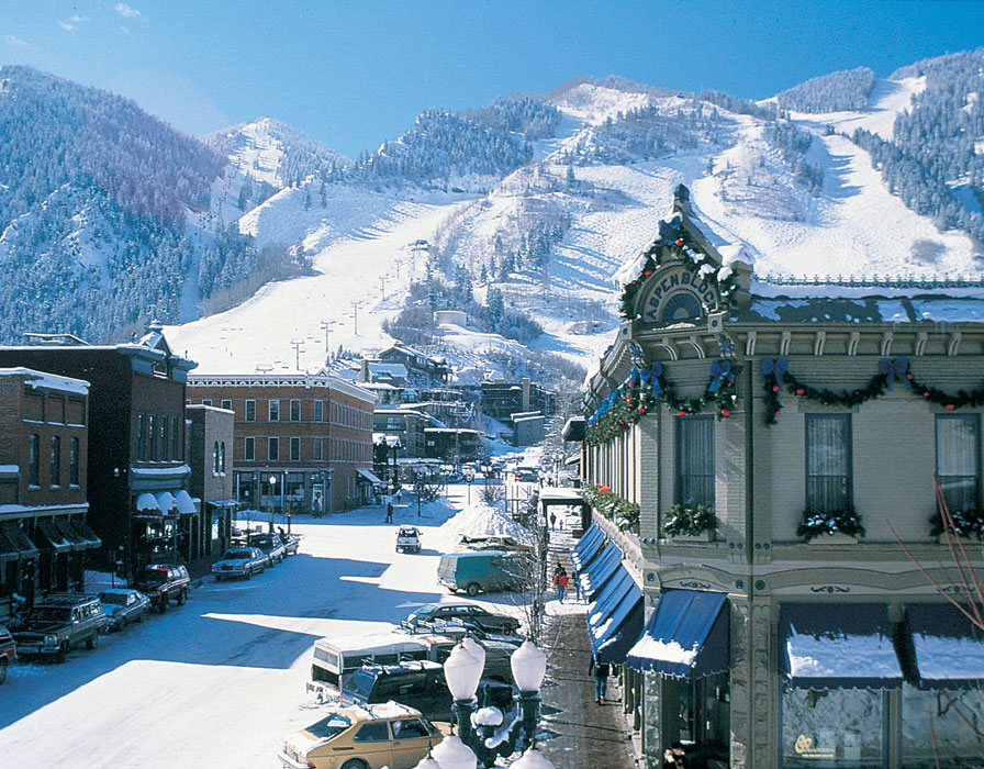 Getaway Checklist...A Packing List for Every Trip, Winter Getaway...Aspen, Colorado, what to pack for a ski trip to Aspen