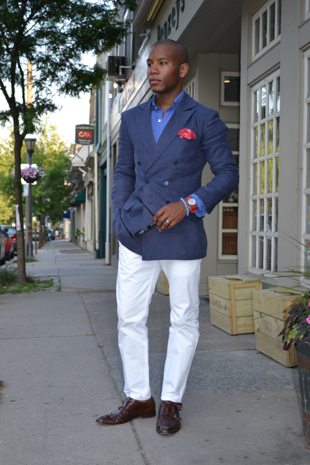 What Should Be On Your Style Radar for Spring, nautical style, men's nautical outfit, men's white pants, blue shirt, chambray sport coat