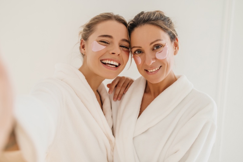 Mother's Day Ideas, mother daughter spa day