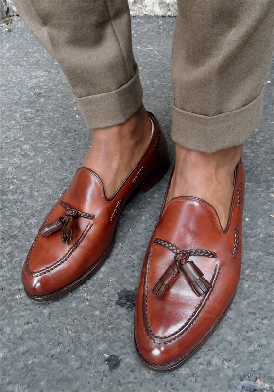 7 Insider Tips from a Personal Stylist, walk in style, men's must-have shoes, Divine Style